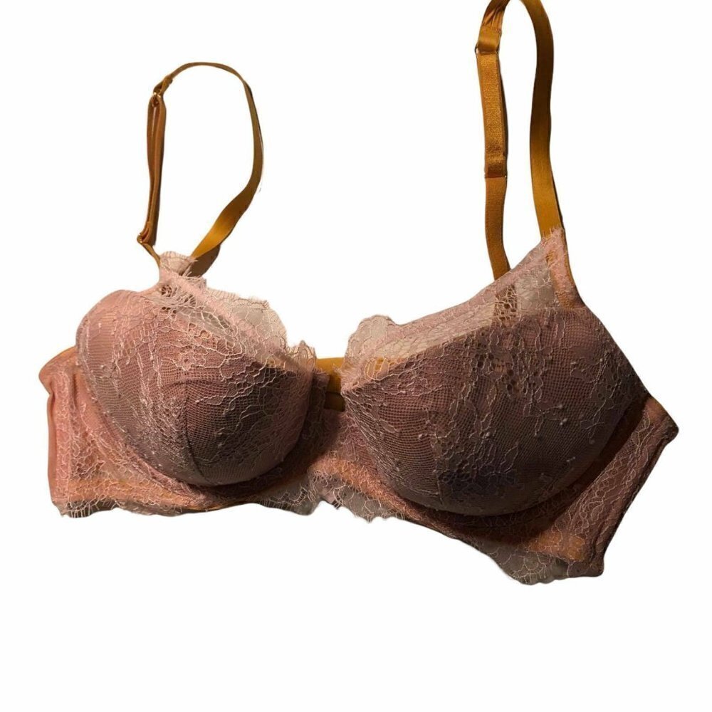 ❄️ Victoria's Secret 36C Lined Plunged Lace Bra Pink #3081-8